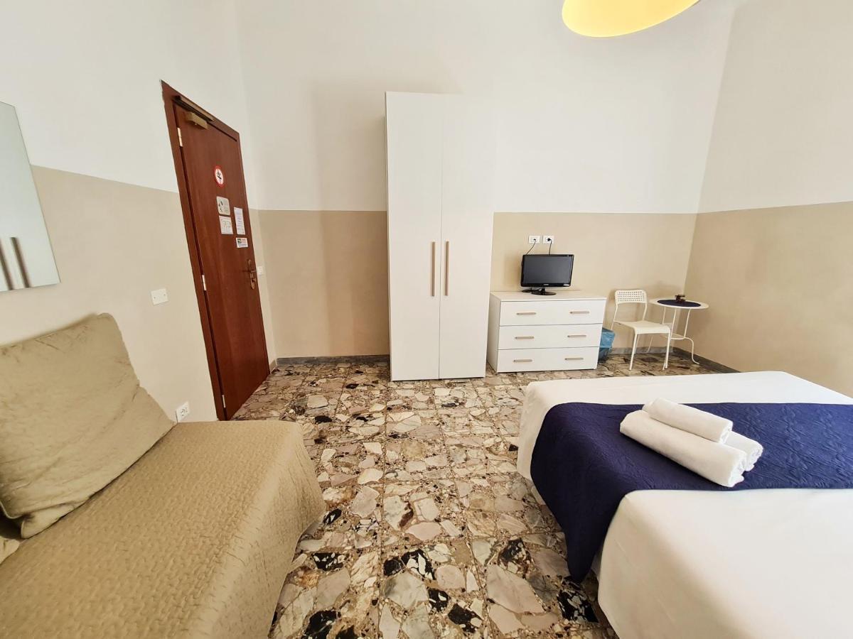La Dolce Vita Guesthouse Rome Extérieur photo