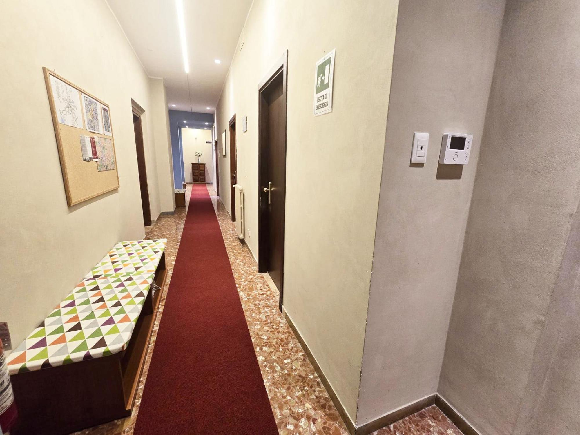 La Dolce Vita Guesthouse Rome Extérieur photo